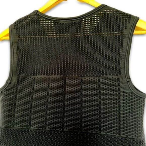 Derek Lam Athleta 10c Black Workout Tank size Large - Picture 4 of 9